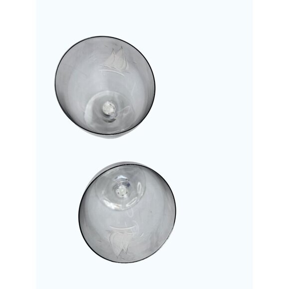 Gray Crystal Etched Sailboat Stemmed Glasses 6" Tall Elegant Nautical Design Go - Picture 7 of 10